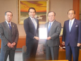 茨城県知事へ要望書提出(平成29年3月28日)