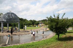 福岡堰さくら公園親水施設写真