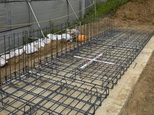 北西擁壁の工事（R7.5月）