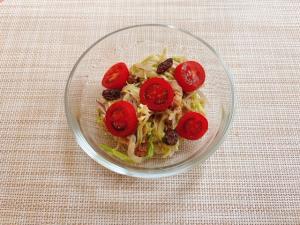 レーズン香るツナキャベツサラダ