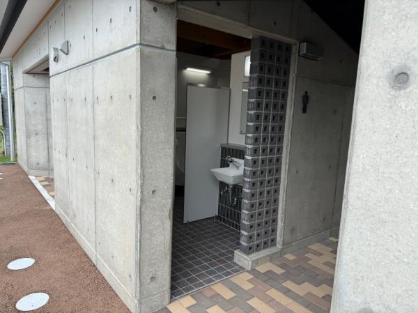 男子トイレ