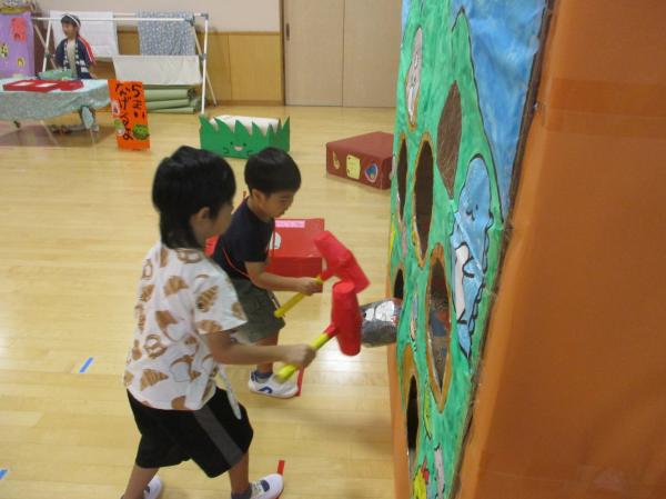 もぐらをドンドン🔨