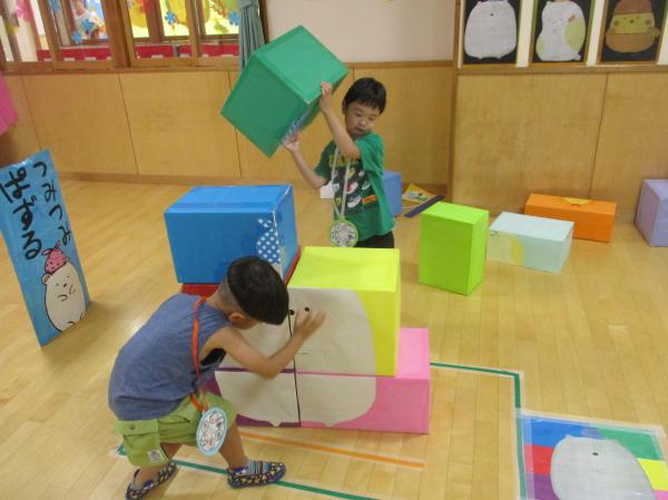 パズルを積み上げると何が見えたかな👀?