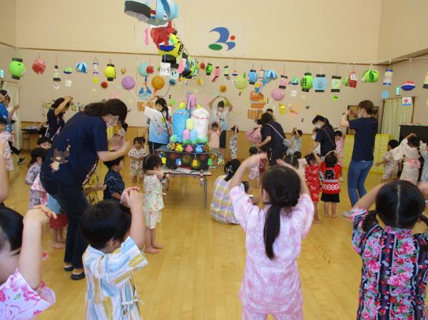 みんなで楽しく踊れたね👘