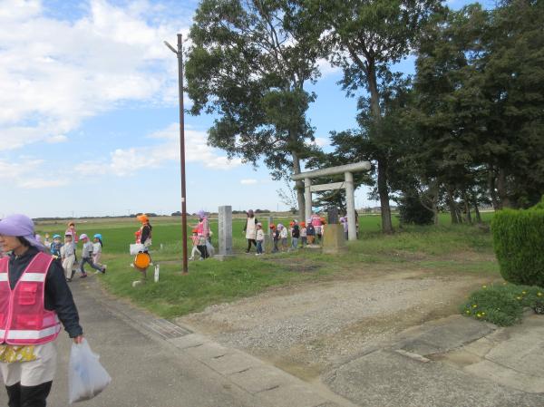 神社まで行ったよ!
