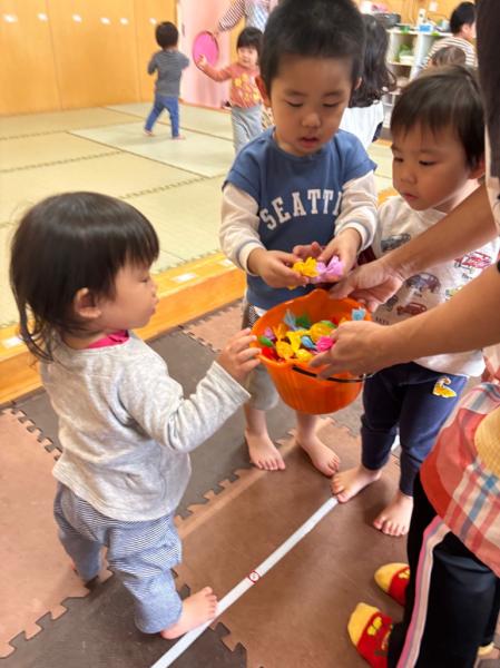 バケツもキャンディでいっぱい✨