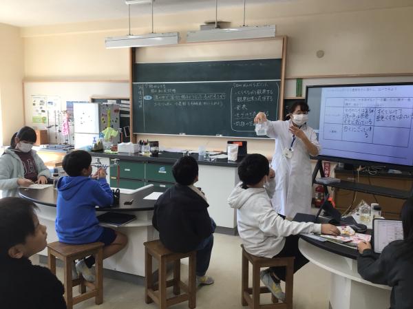 84828C99-9621-4ED7-8E38-7F915BB272EE