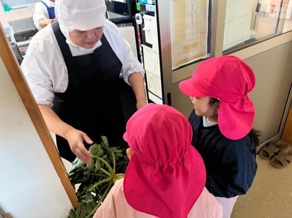 給食先生、お願いします😆