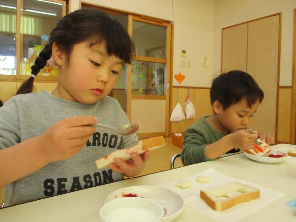 パン屋さん気分を楽しんでいるよ!