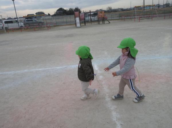 まてまて〜💦もう少しで取れそうだ🎵