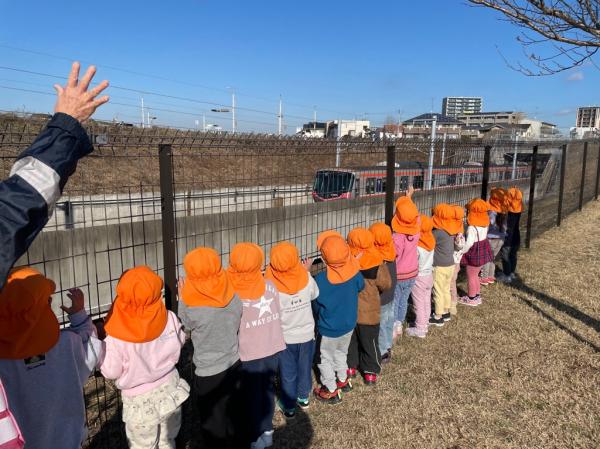 運転士さんが手を振り返してくれて、嬉しかったな♡