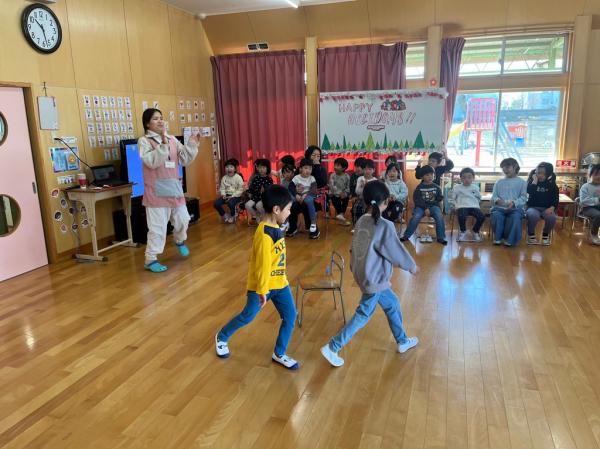 椅子取りゲーム 決勝戦!!😆✊