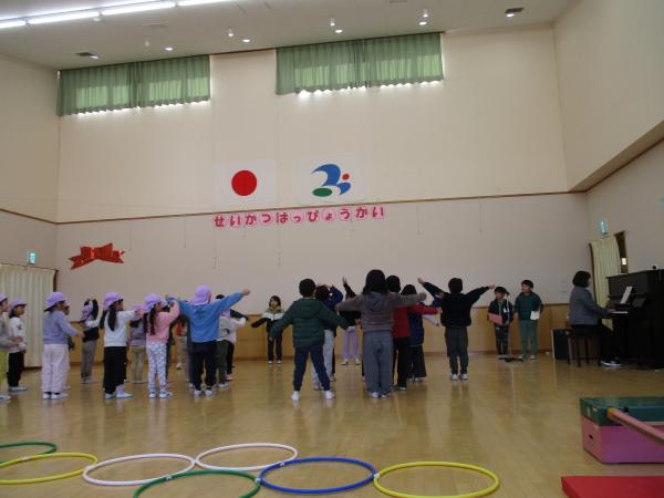 「おおきな栗の木の下で🎵」