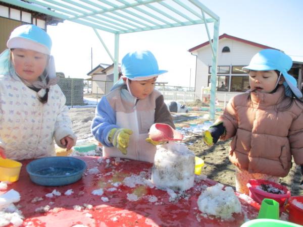 雪のケーキできたよ🎵
