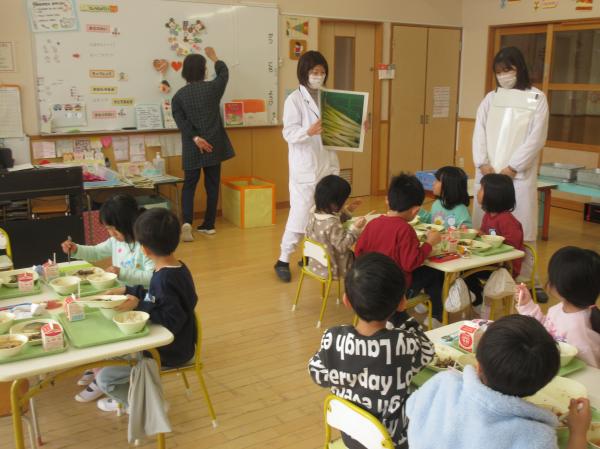 給食訪問(すみれ)