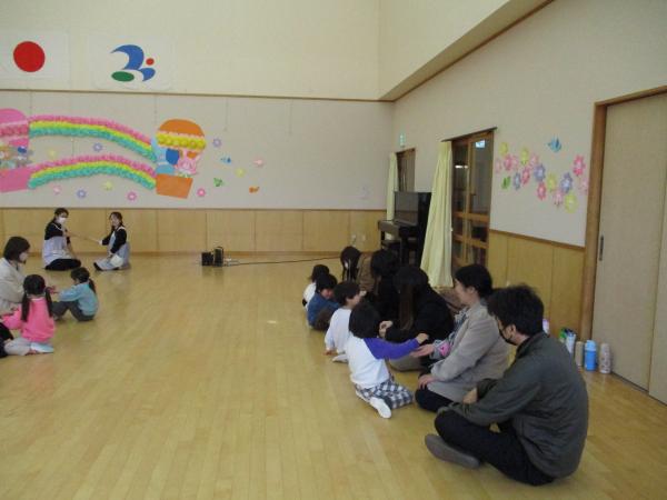 年少組 触れ合い遊び②