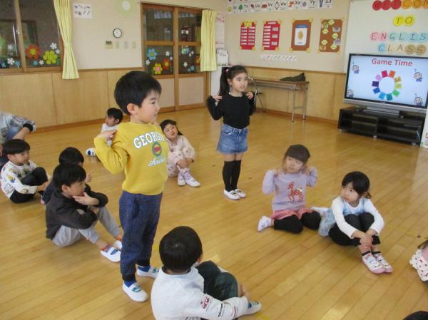 体のどこのパーツかタッチできるかな?👀