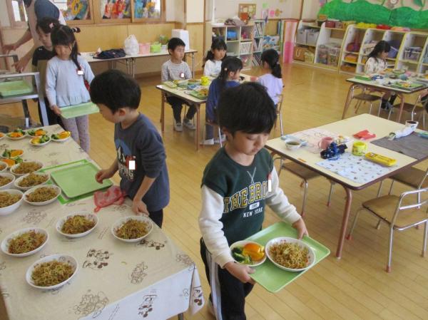 給食の準備がスムーズにできるようになったよ!
