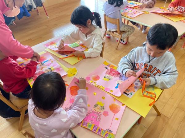 通す場所を間違えないように真剣!!👀