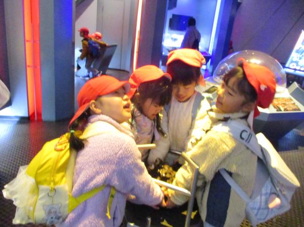 隕石は30キロ!持ち上がるかな?