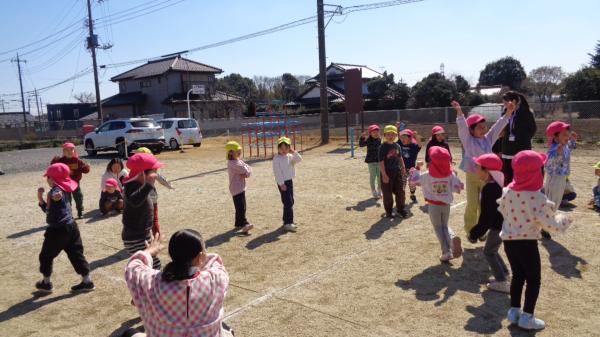 1回戦目はぞうぐみ、2回戦目はぱんだ組の勝利でした😊