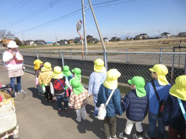 カードに描いてある物、見つけられたかな?👀✨