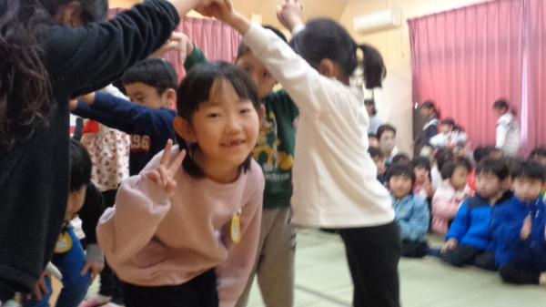 アーチをくぐって入場🌈