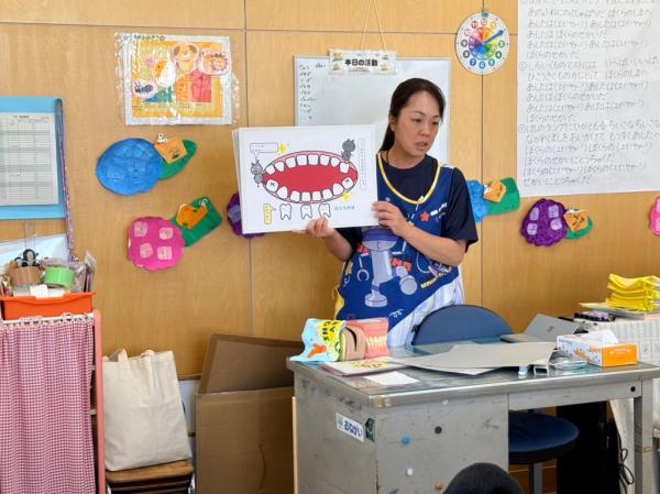 甘いものばかり食べたり、磨き残しがあるとこうなるよ!!