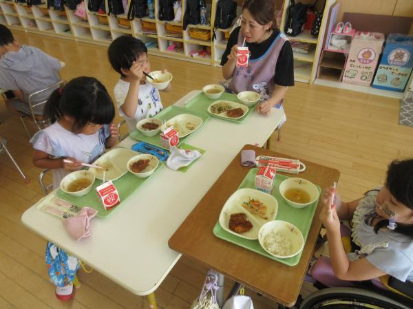 給食🍴