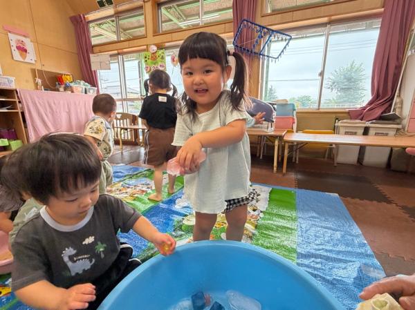 冷たい!!けど、楽しい😁