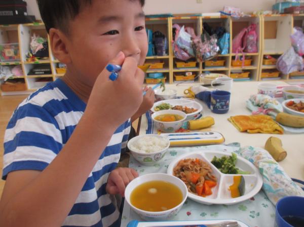 塩をつけて食べてみるよ🎵