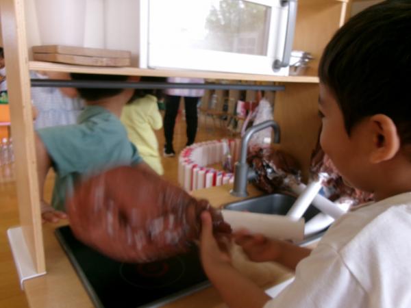 「おまたせしました〜」