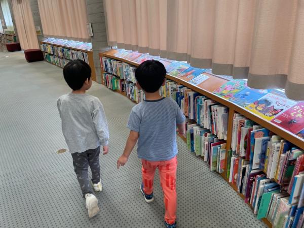 どの本にしようかな??