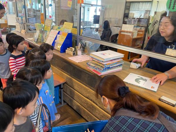 これ貸してください📖