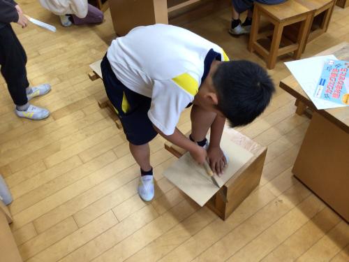 カクカク板を組み合わせて