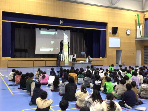 4年生 JAXA職員による講演会