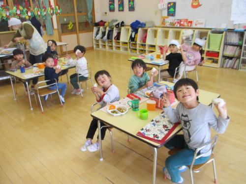 うさぎ組おにぎり作り🍙