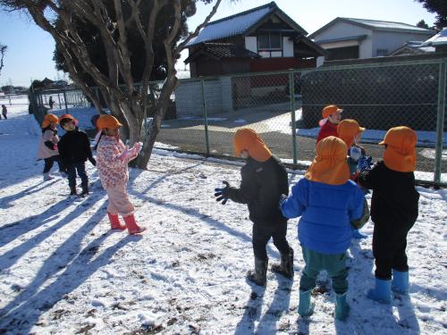 雪遊び⛄(ぶどう組)