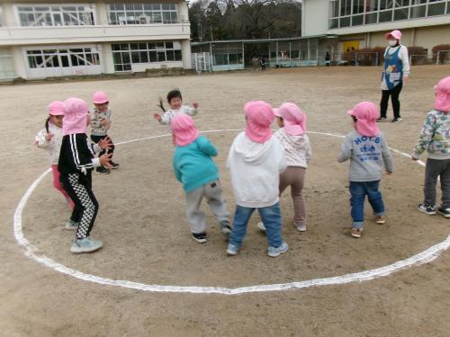 戸外遊び大好き💗(年少組)