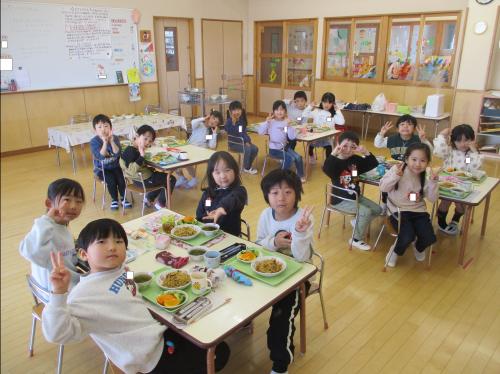 🍚給食の配膳の様子🍚