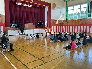 4月8日 新任式を行いました!(全学年)