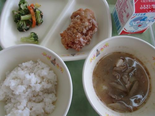 大人気!鶏肉の唐揚げ