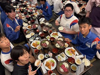 修学旅行54「2日目の夕ごはん」3