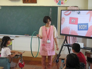 6月17日 養護教諭による生命(いのち)の安全教育を行いました!(4年)