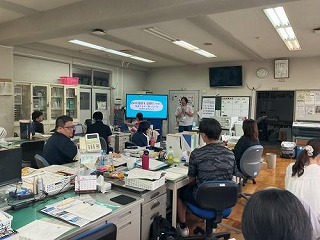 スクールソーシャルワーカーによる職員研修を行いました