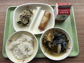 たまご入り小松菜のナムル