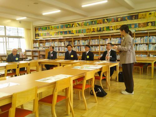 教育委員の方々による学校訪問がありました!(^▽^)/